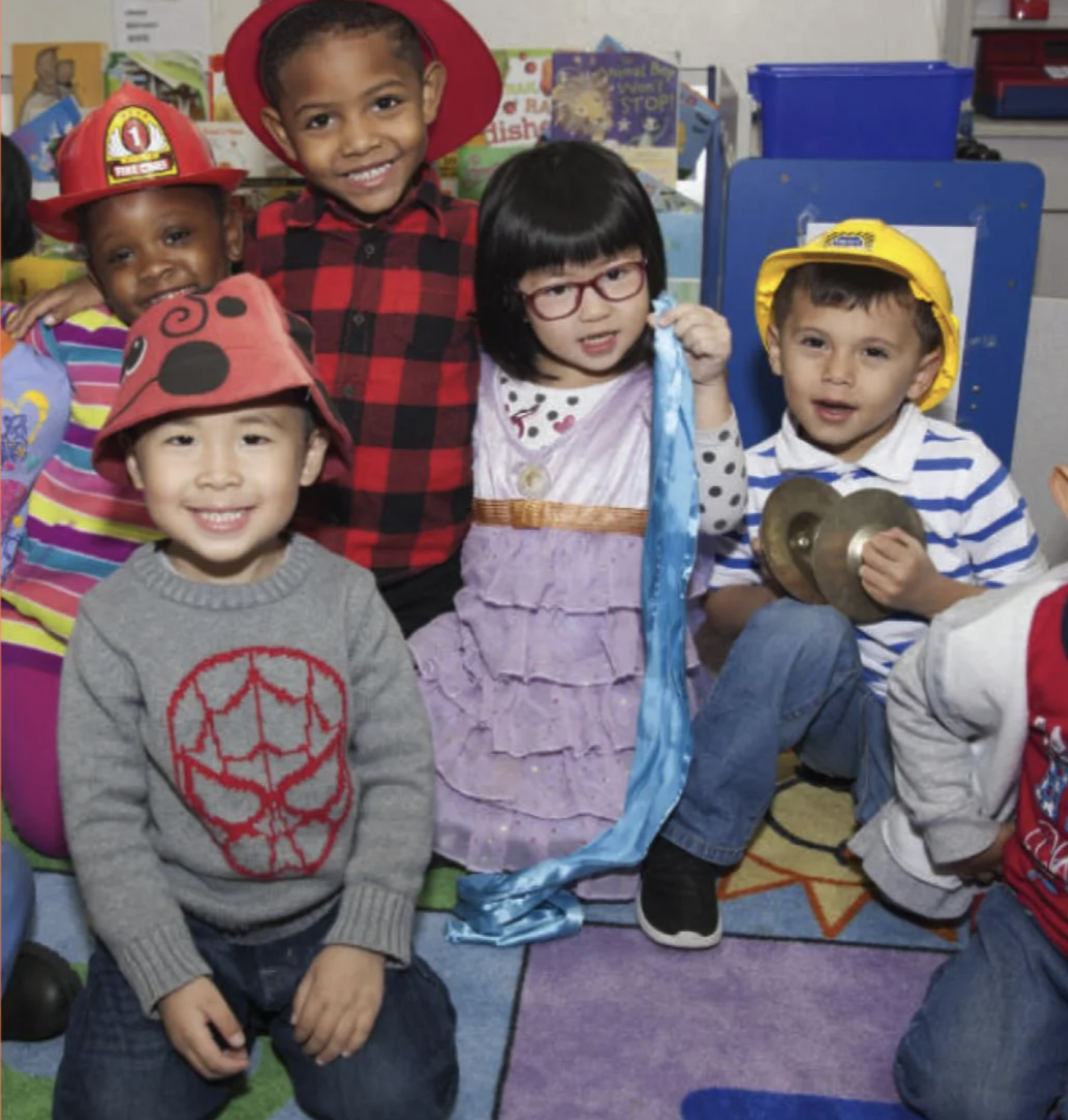 A photo of Thurston performing the levitation illusion with a woman dressed as a princess.